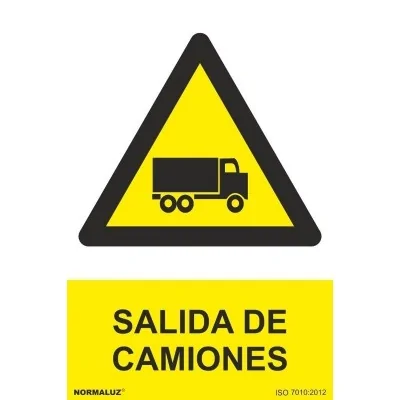 Señal advertencia salida de camiones