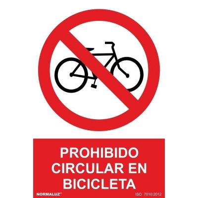 Señal prohibición circular en bici